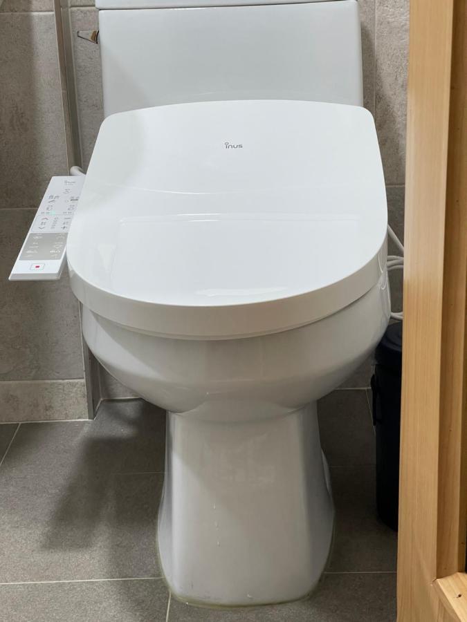 Hongdae Residence-2 1min From Hongik Uni Station Exit #1 อพาร์ทเม้น