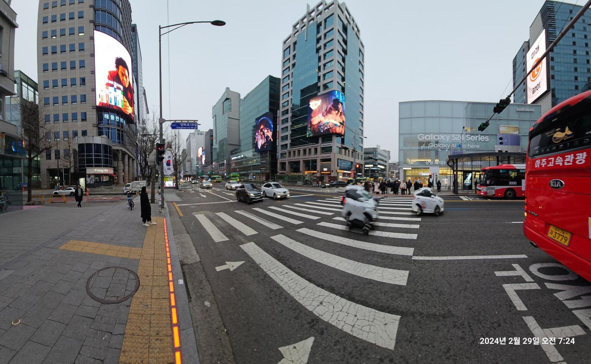 Apartemen Hongdae Residence-2 1min From Hongik Uni Station Exit #1